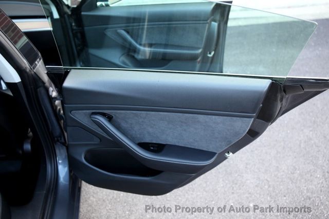 2020 Tesla Model 3 Long Range AWD - 22886653 - 45