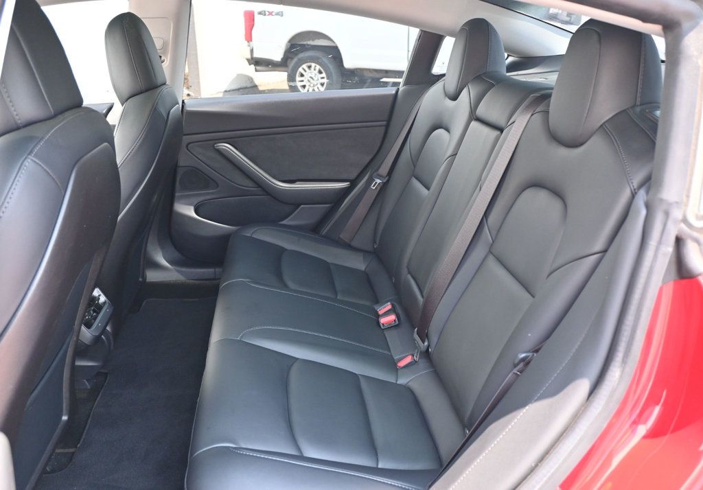 2020 Tesla Model 3 Long Range photo 9