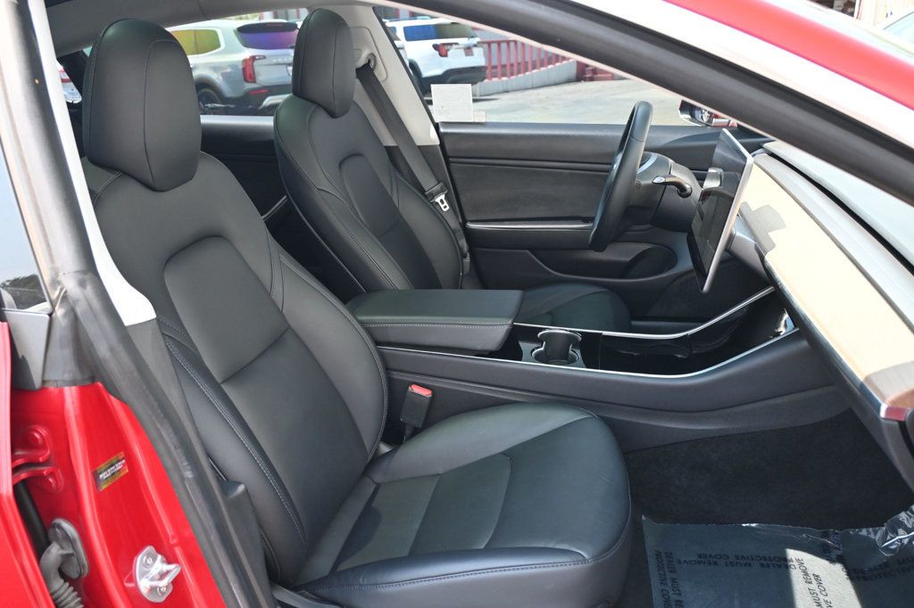 2020 Tesla Model 3 Long Range photo 10