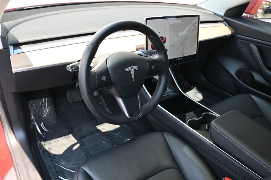 2020 Tesla Model 3 Long Range photo 5