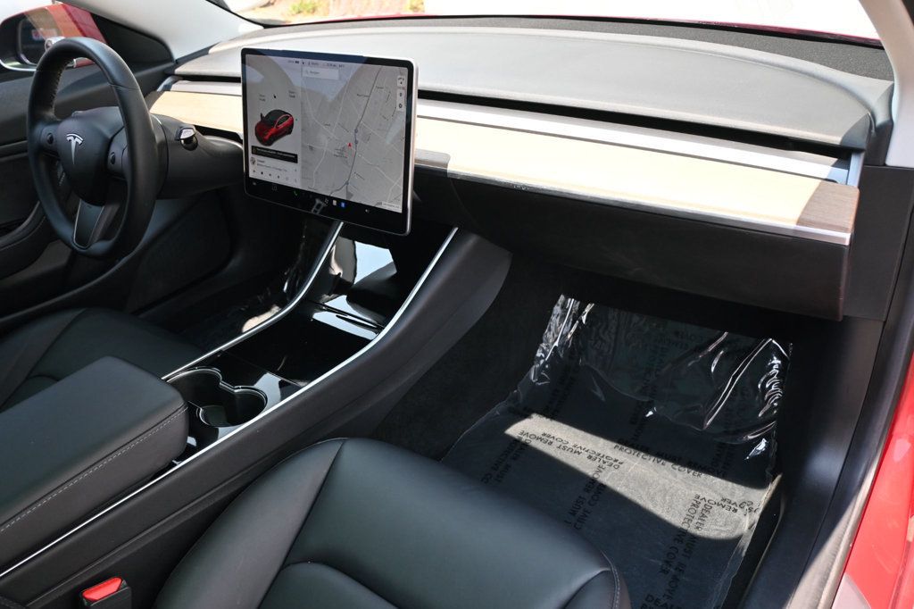 2020 Tesla Model 3 Long Range photo 6