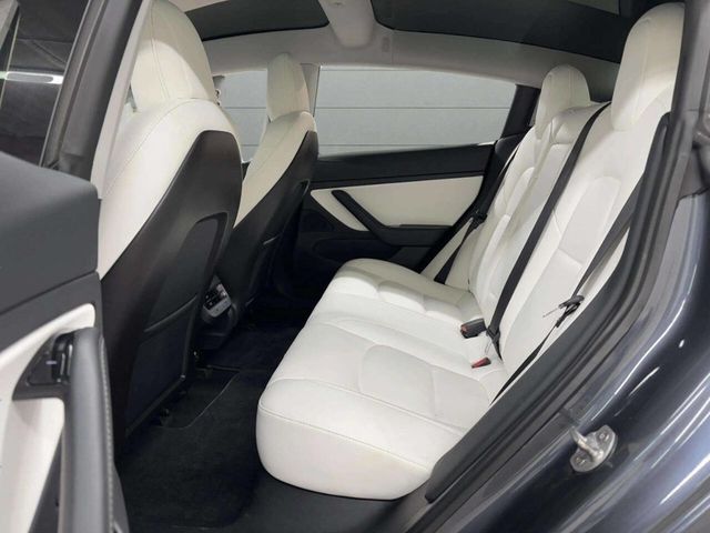 2020 Tesla Model 3 Long Range AWD - 22949722 - 18