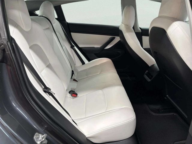 2020 Tesla Model 3 Long Range AWD - 23050437 - 18