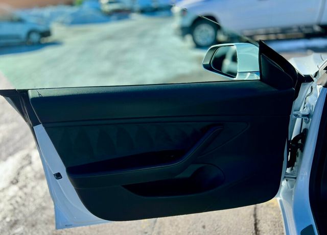 2020 Tesla Model 3 Long Range AWD - 22952929 - 10