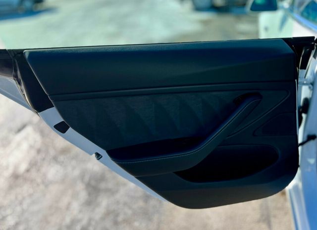 2020 Tesla Model 3 Long Range AWD - 22952929 - 13