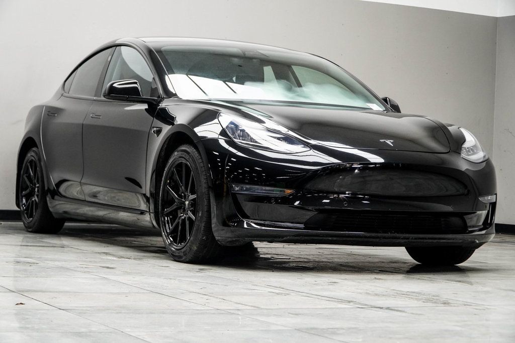 2020 Tesla Model 3 Long Range photo 2