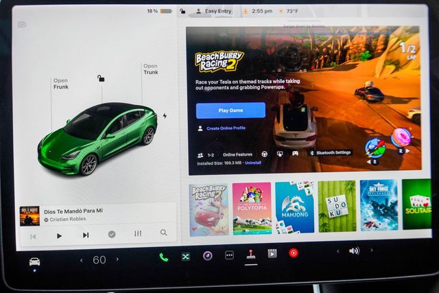 2020 Tesla Model 3 Long Range AWD - 23016618 - 22