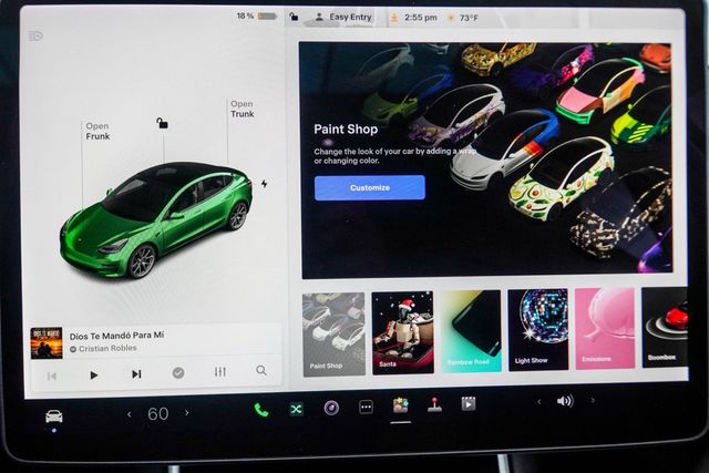 2020 Tesla Model 3 Long Range AWD - 23016618 - 23
