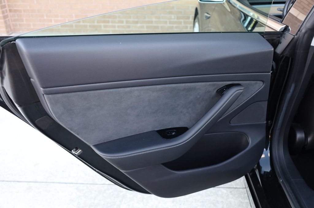 2020 Tesla Model 3 Long Range photo 14