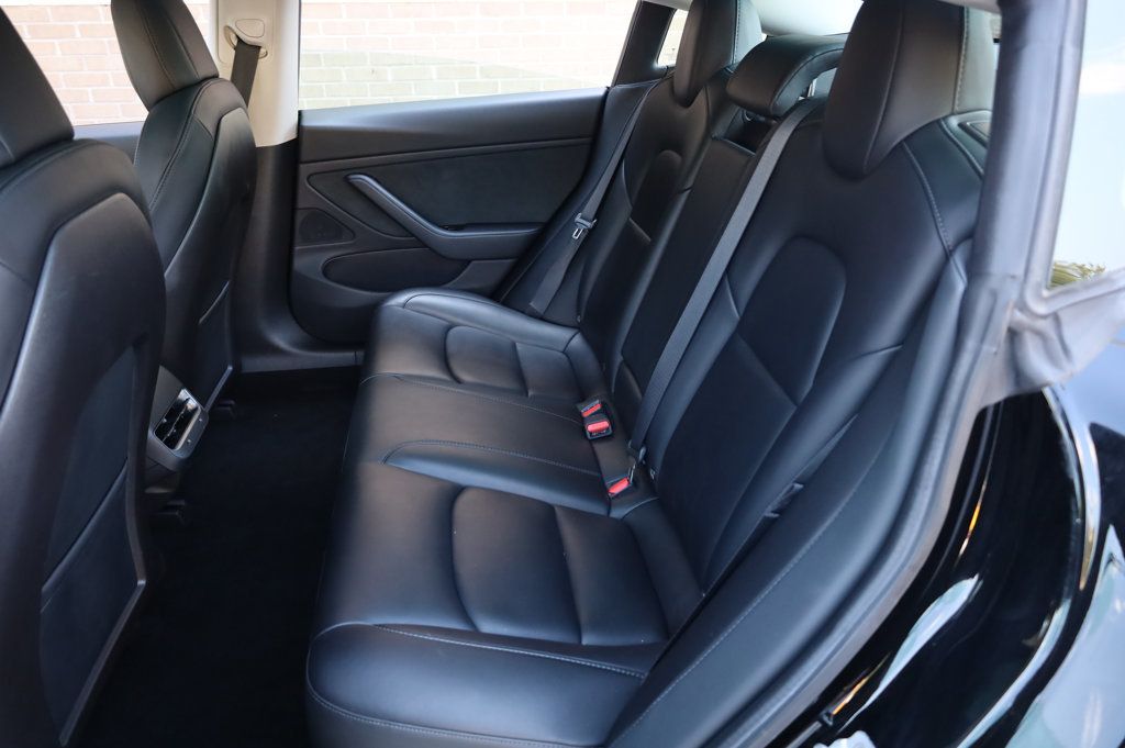 2020 Tesla Model 3 Long Range photo 16