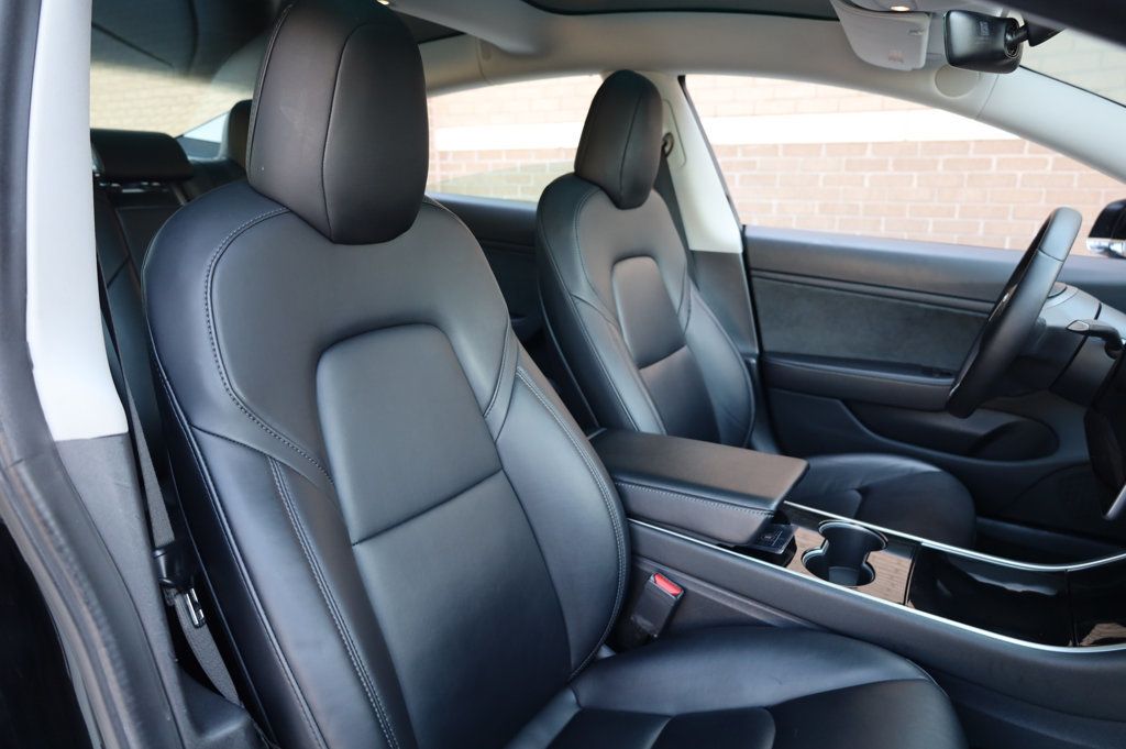 2020 Tesla Model 3 Long Range photo 22