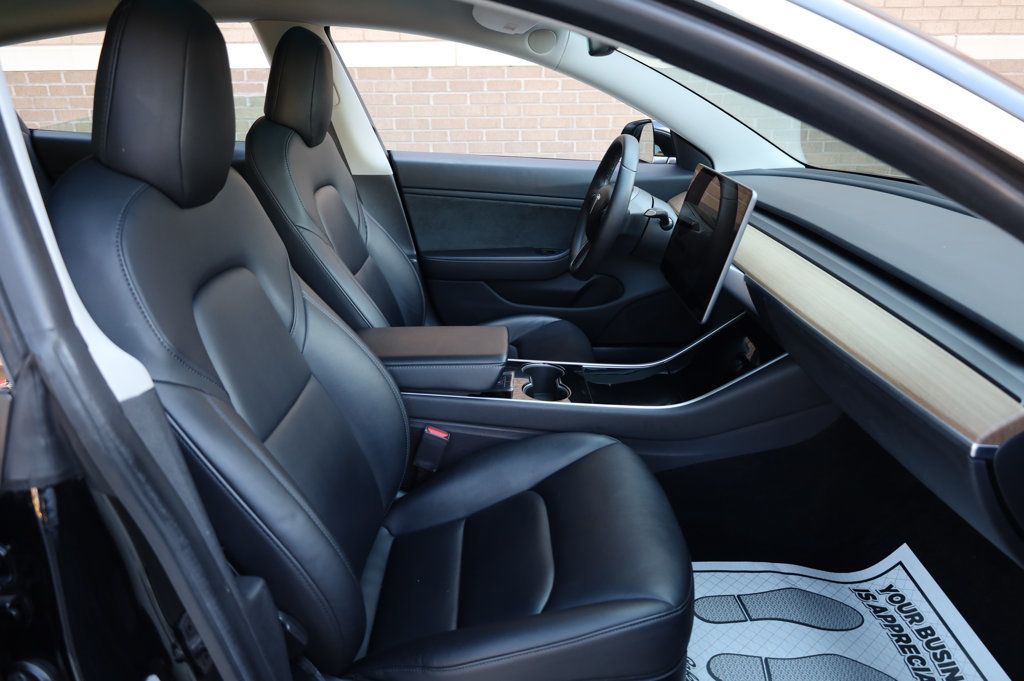 2020 Tesla Model 3 Long Range photo 23