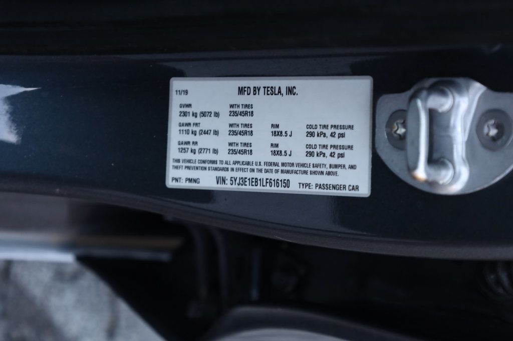 2020 Tesla Model 3 Long Range photo 11