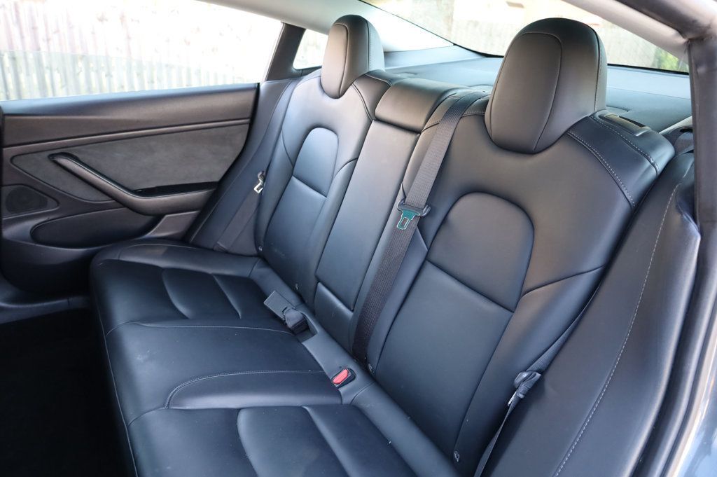 2020 Tesla Model 3 Long Range photo 20