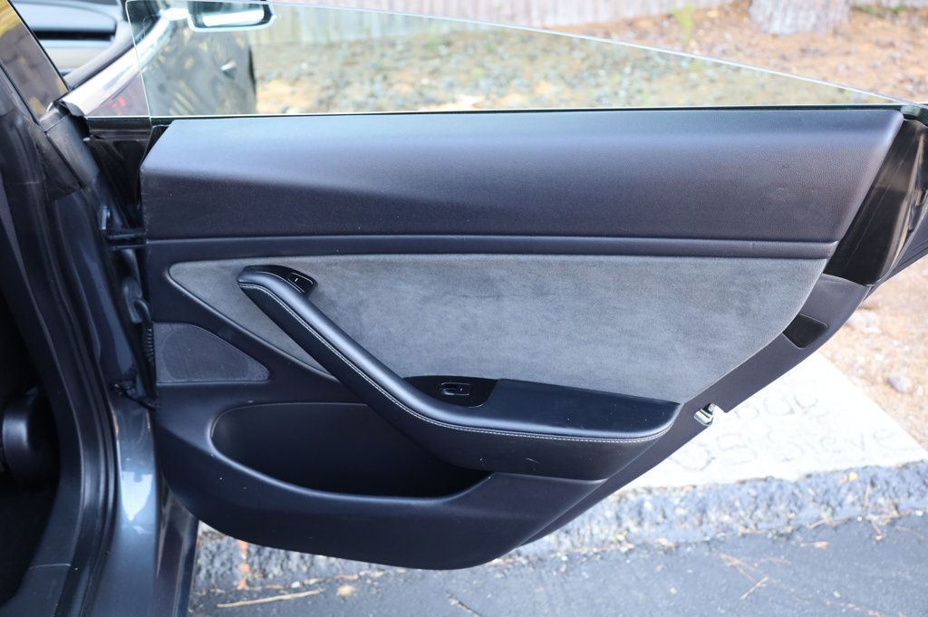 2020 Tesla Model 3 Long Range photo 21