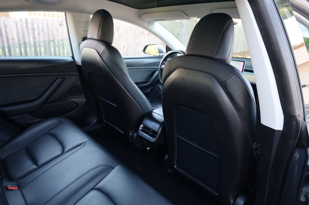 2020 Tesla Model 3 Long Range photo 23