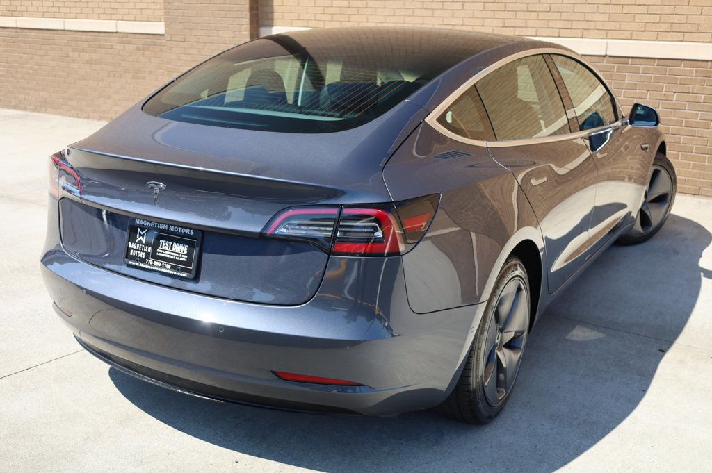 2020 Tesla Model 3 Long Range photo 9