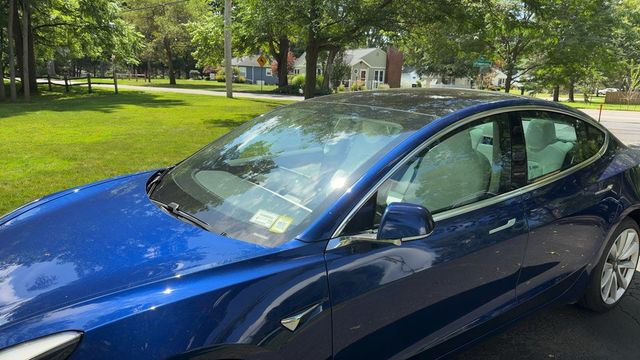 2020 Tesla Model 3 Long Range AWD - 23069670 - 9