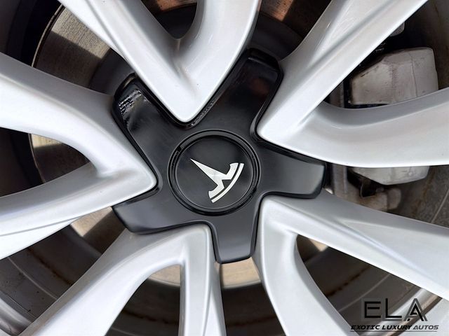 2020 Tesla Model 3 Long Range AWD - 23069670 - 33