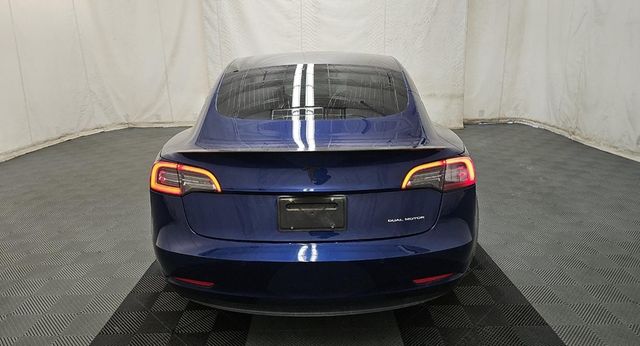 2020 Tesla Model 3 Long Range AWD - 23070346 - 4