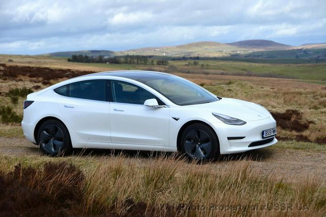 2020 Tesla Model 3 Long Range AWD - 20911530 - 34