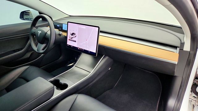 2020 Tesla Model 3 Long Range AWD - 23011421 - 29