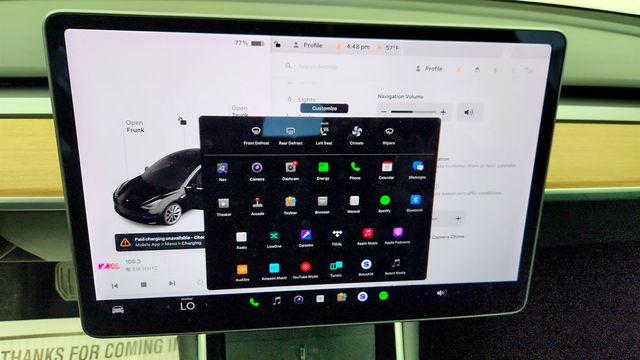 2020 Tesla Model 3 Long Range AWD w/ 19'' Wheels & Roof Rack - 23011552 - 17