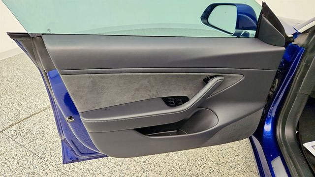 2020 Tesla Model 3 Long Range AWD w/ Premium Connectivity - 23009508 - 10