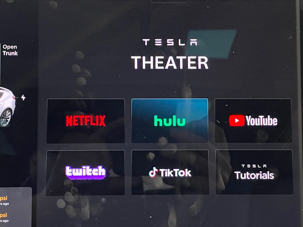 2020 Tesla Model 3 Performance AWD - 22957801 - 32