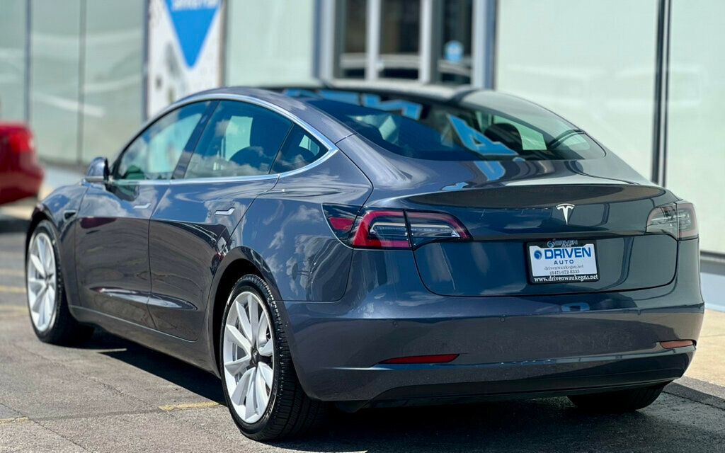 2020 Tesla Model 3 Performance photo 3