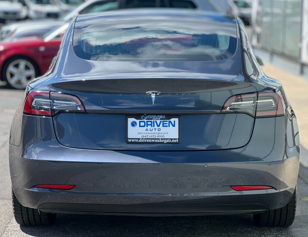 2020 Tesla Model 3 Performance photo 4