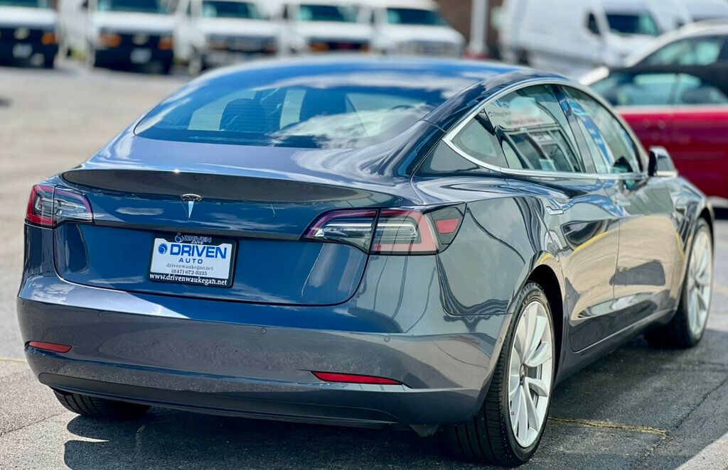 2020 Tesla Model 3 Performance photo 5