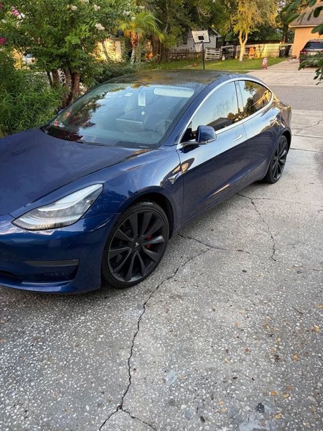 2020 Tesla Model 3 Performance AWD - 23073361 - 3