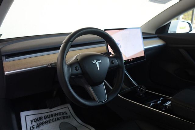 2020 Tesla Model 3 Standard Range Plus - 23069691 - 12