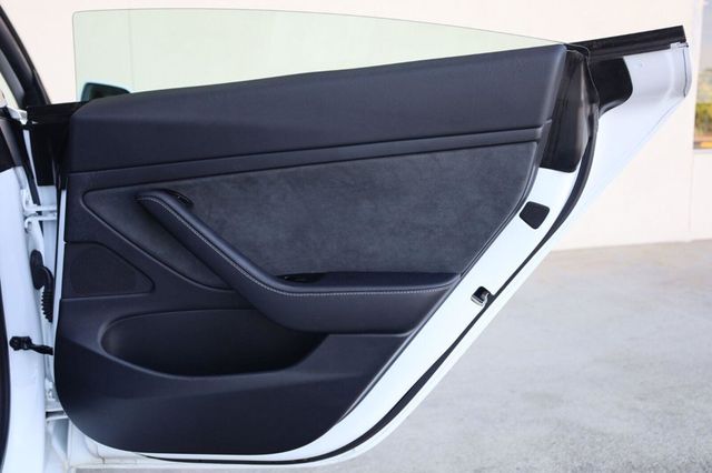 2020 Tesla Model 3 Standard Range Plus - 23069691 - 18