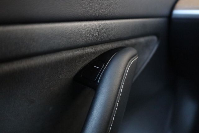 2020 Tesla Model 3 Standard Range Plus - 23069691 - 33