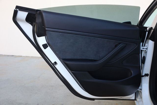 2020 Tesla Model 3 Standard Range Plus - 23101479 - 18