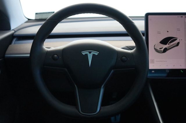 2020 Tesla Model 3 Standard Range Plus - 23101479 - 29