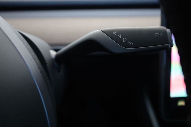 2020 Tesla Model 3 Standard Range Plus - 23101479 - 33