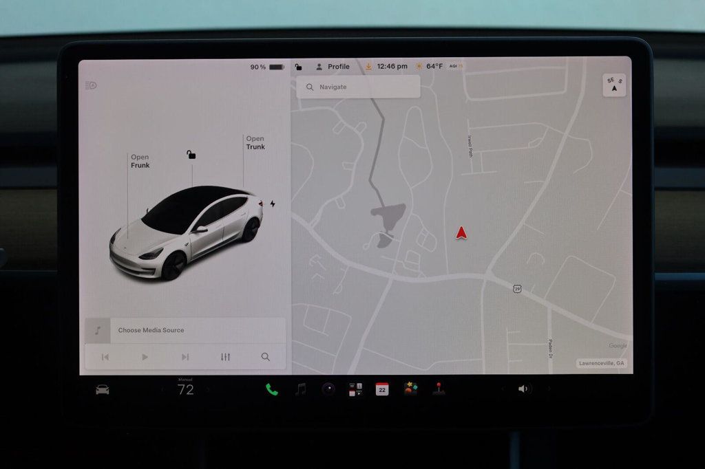 Tesla Model 3 photo 38