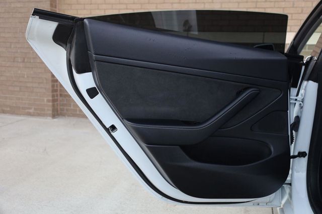 2020 Tesla Model 3 Standard Range Plus - 23101483 - 18