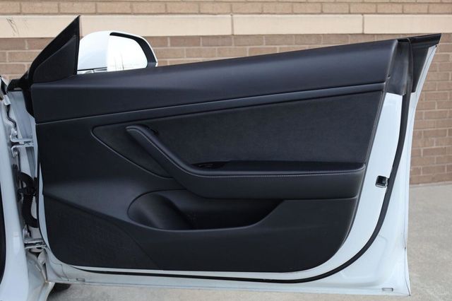 2020 Tesla Model 3 Standard Range Plus - 23101483 - 25