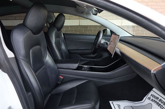 2020 Tesla Model 3 Standard Range Plus - 23101483 - 26
