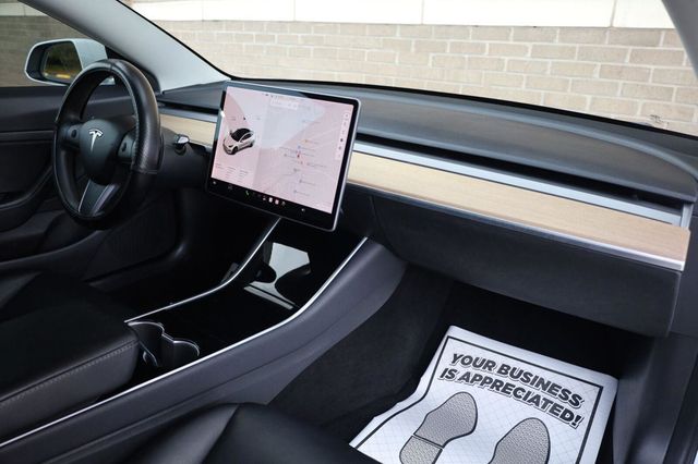 2020 Tesla Model 3 Standard Range Plus - 23101483 - 28