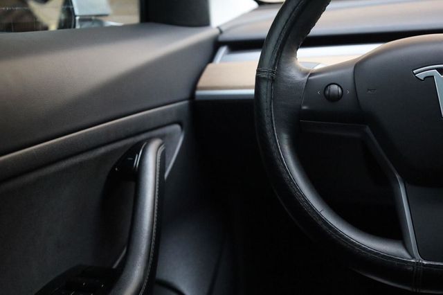 2020 Tesla Model 3 Standard Range Plus - 23101483 - 31