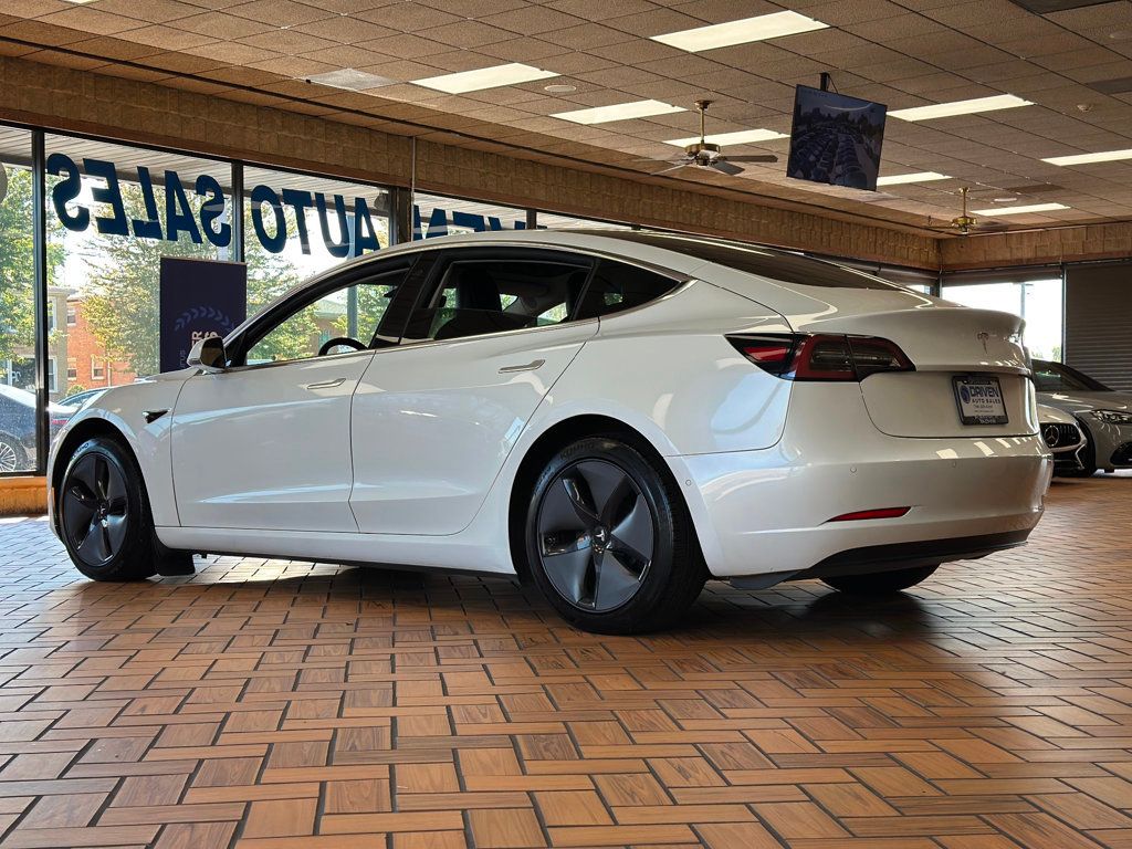 2020 Tesla Model 3 Standard Range Plus photo 9