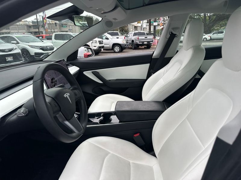 2020 Tesla Model 3 Standard Range Plus RWD - 22996351 - 11