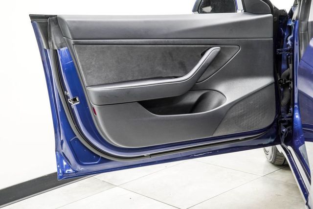 2020 Tesla Model 3 Standard Range Plus RWD - 23045616 - 30