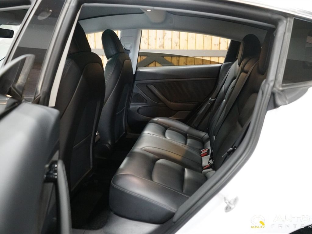 2020 Tesla Model 3 Standard Range Plus RWD - 22940952 - 25
