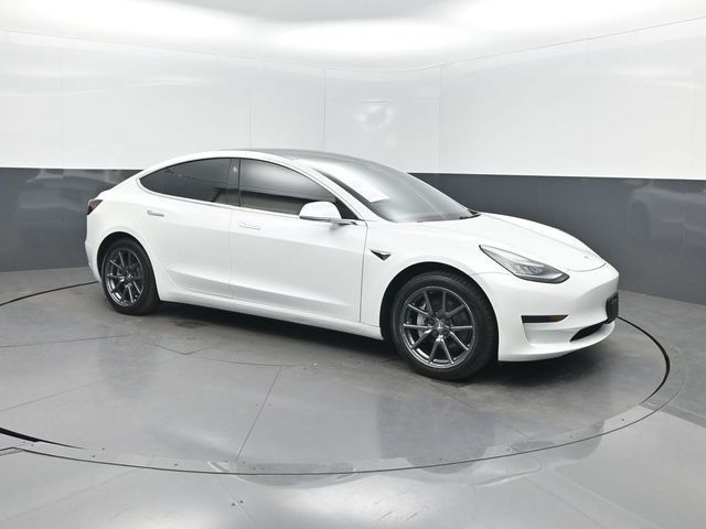 2020 Tesla Model 3 Standard Range Plus RWD - 22975749 - 26